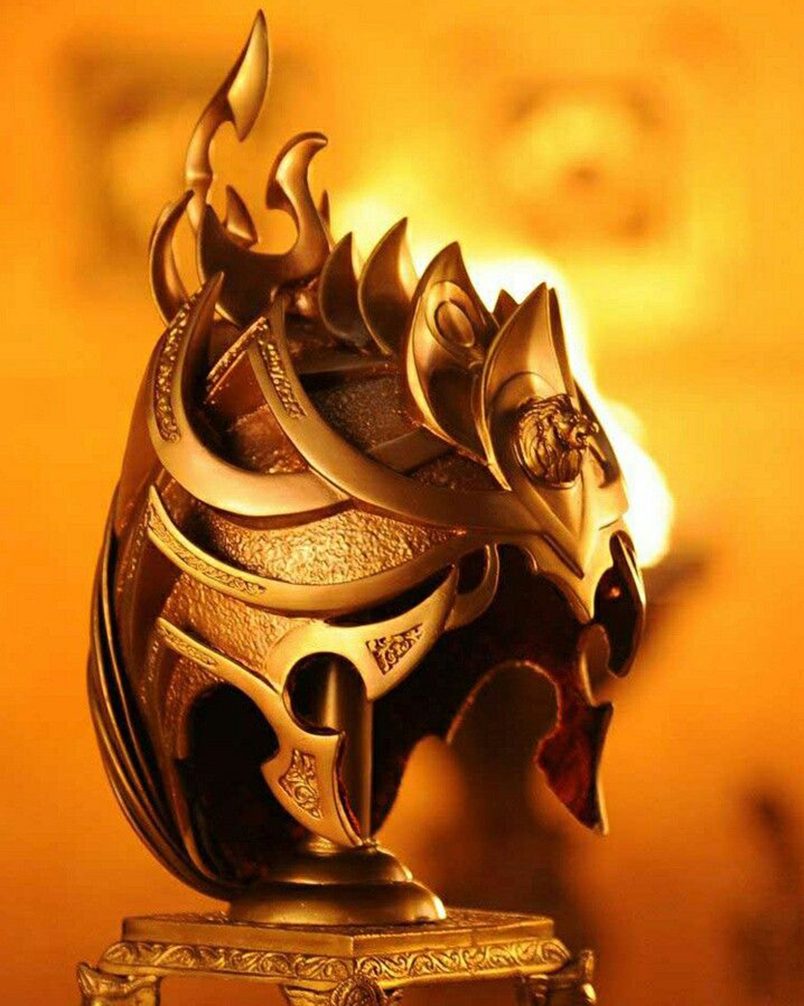 The Crown of Mahishmati: The Official Amarendra Bahubali Screen-Used Prop. - Image 2